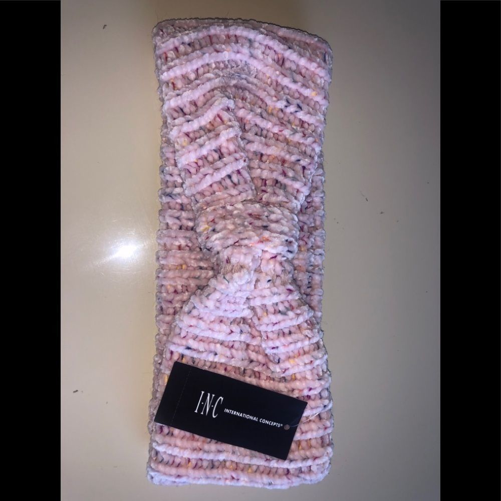 Head Scarf 🧣 - Picture 2 of 2